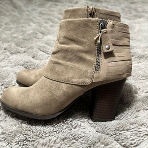 Madden Girl Size 7 Ankle Boots